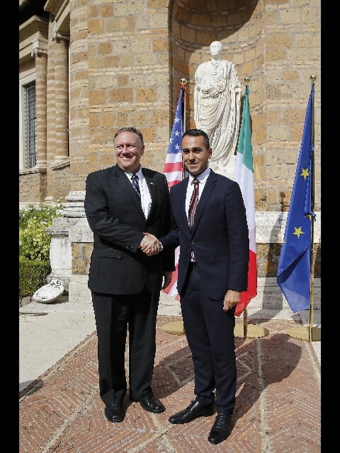 Dazi: Di Maio, colpiti meno di altri