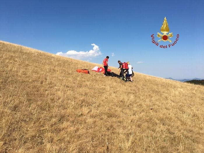 Precipita con parapendio, morto 34enne
