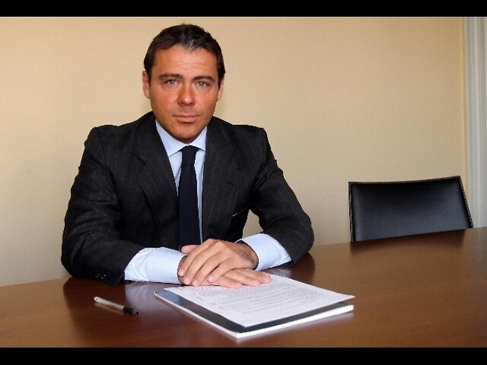 M5S: Proto, agir&ograve; per via legali