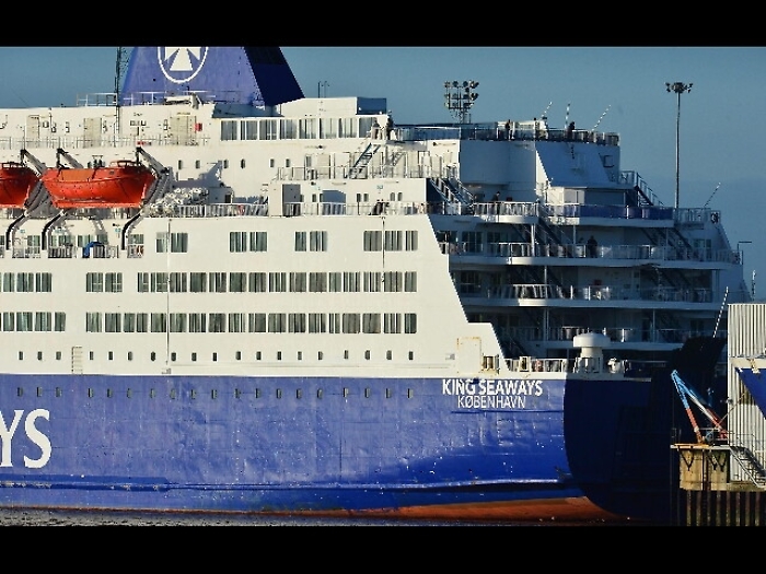 25 in frigo su traghetto da Olanda a Gb