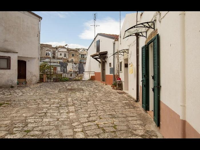 Grottole, attesa per Italian Sabbatical