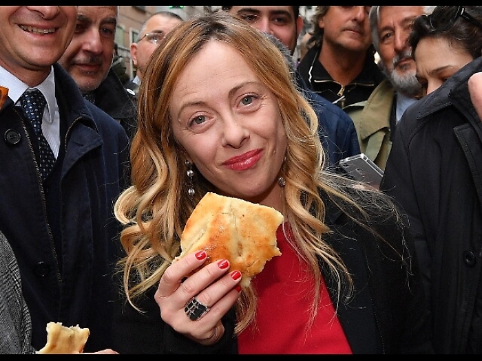 Meloni,su povert&agrave; si vogliono barricate?