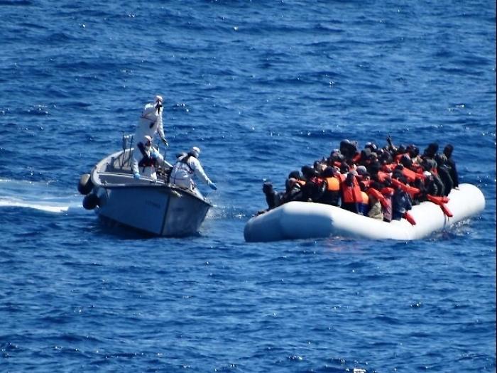 Conte, chieder&ograve; a Ue cambio 'Sophia'