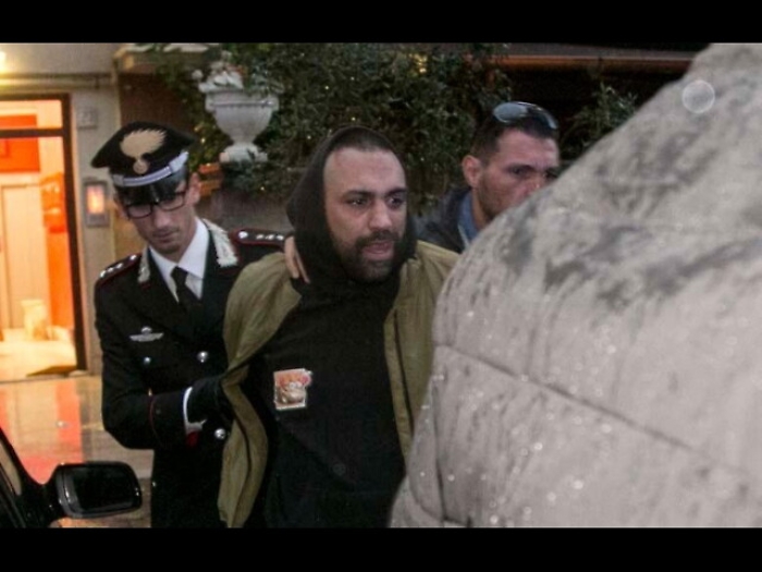 Troupe aggredita da Spada,Pg, modi mafia