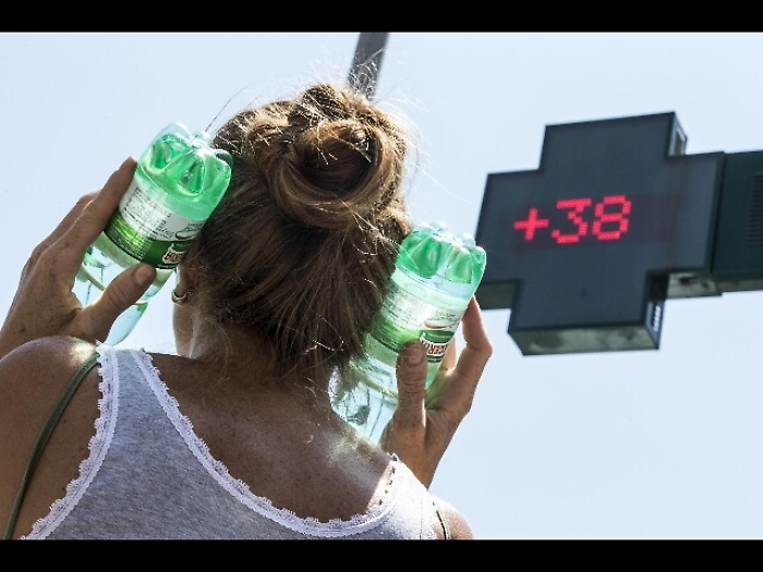 Sardegna, 40 gradi e pericolo incendi