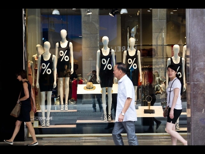 Confesercenti, no a negozi sempre aperti