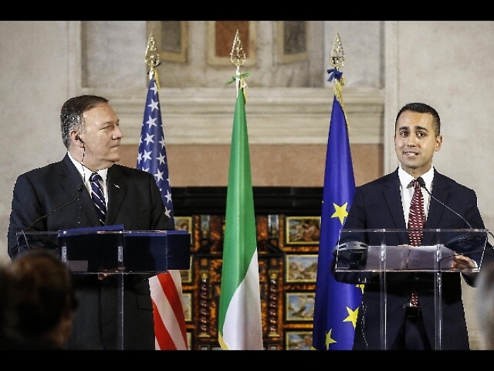 Di Maio, lavoriamo per difendere aziende