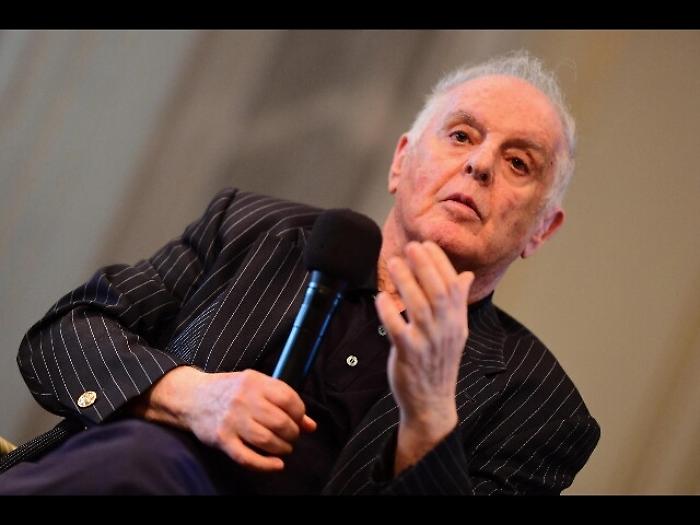 Barenboim alla Staatsoper fino al 2027