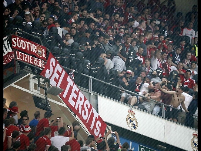 'Polizia Madrid eccessiva'reclamo Bayern