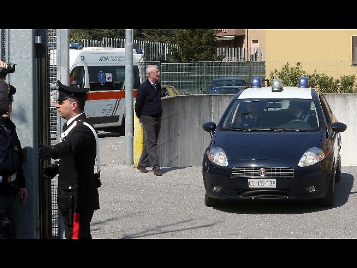 Operaio morto schiacciato da una pressa