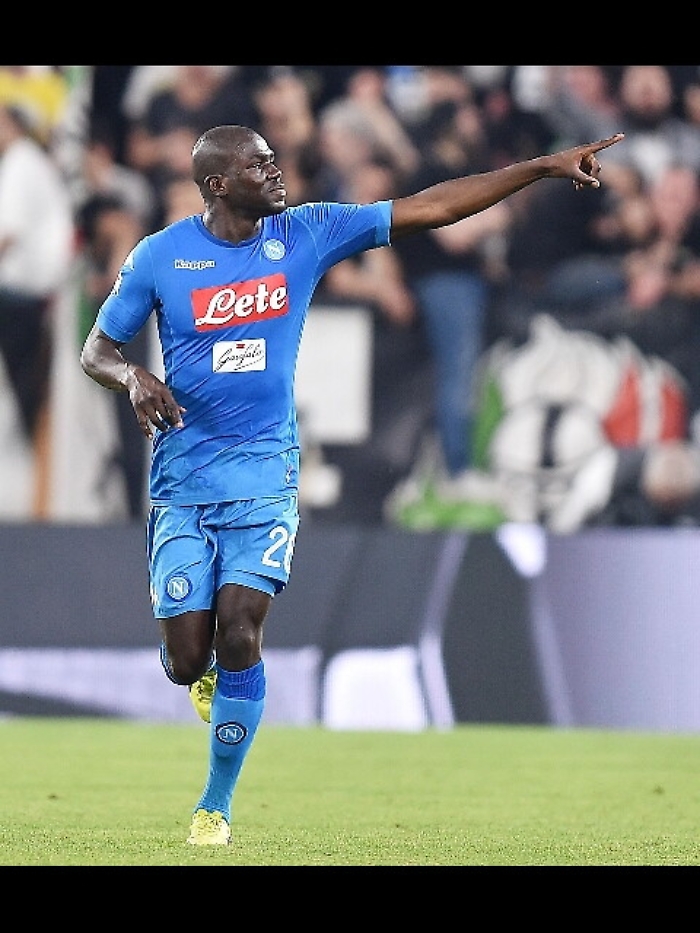 Napoli in 10 a Firenze,rosso a Koulibaly