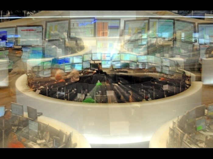 Spread Btp-Bund chiude a 181,9 punti