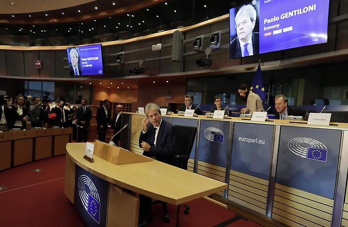 Parlamento europeo, Gentiloni: mi concentrer&ograve; su riduzione dei debiti alti