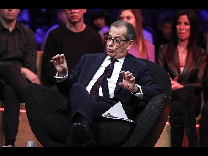 Tria, mai parlato di aumento Iva