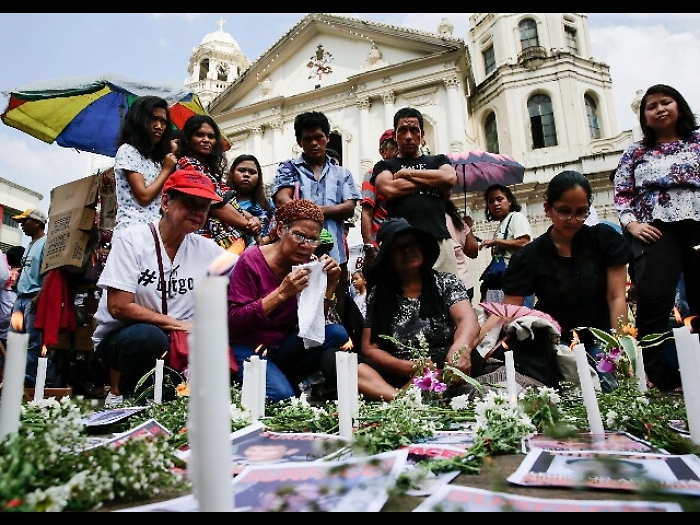 Messico, 45 corpi in due fosse comuni