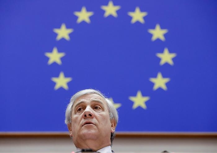 Tajani, non consegniamo alla Cina le chiavi di casa nostra