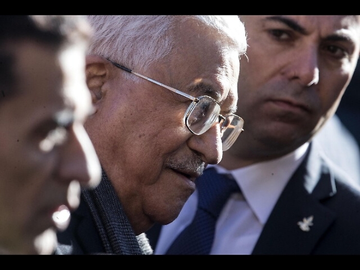 Casa Bianca, 3/5 Abu Mazen-Trump