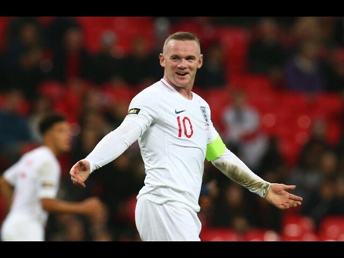 Ufficiale Rooney al Derby e doppio ruolo