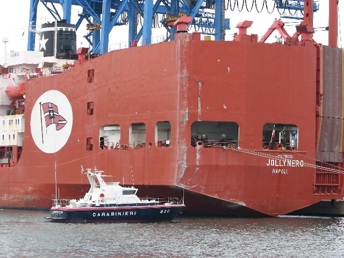 Certificati navi irregolari, due arresti