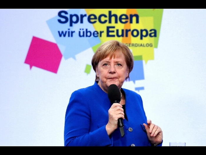 Mo:Merkel a Abu Mazen, soluzione 2 Stati