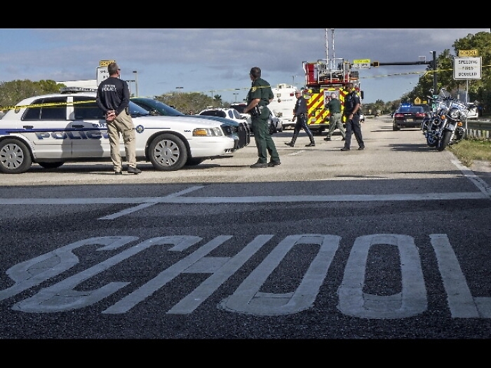 Usa: sparatoria scuola, tre i feriti