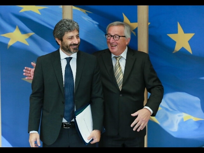 Fico, M5s non sieder&agrave; mai con Le Pen