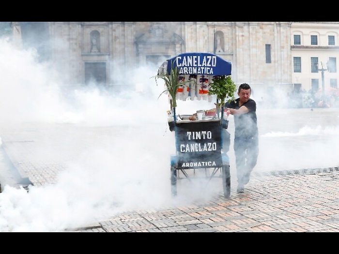 Colombia, tre poliziotti uccisi