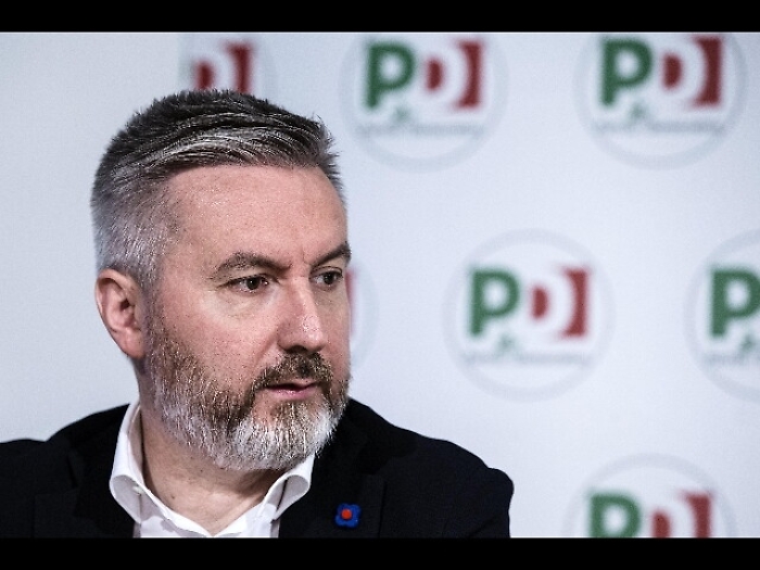 Pd, da Emiliano attacco frontale, lealt&agrave;