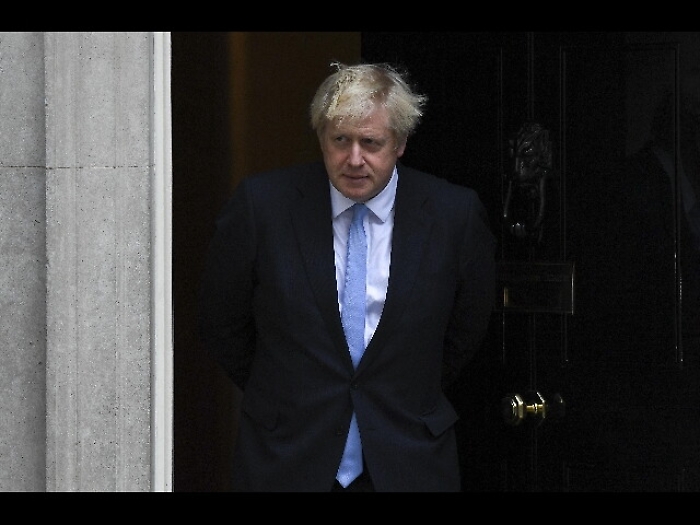 Brexit: Johnson fa campagna in Scozia