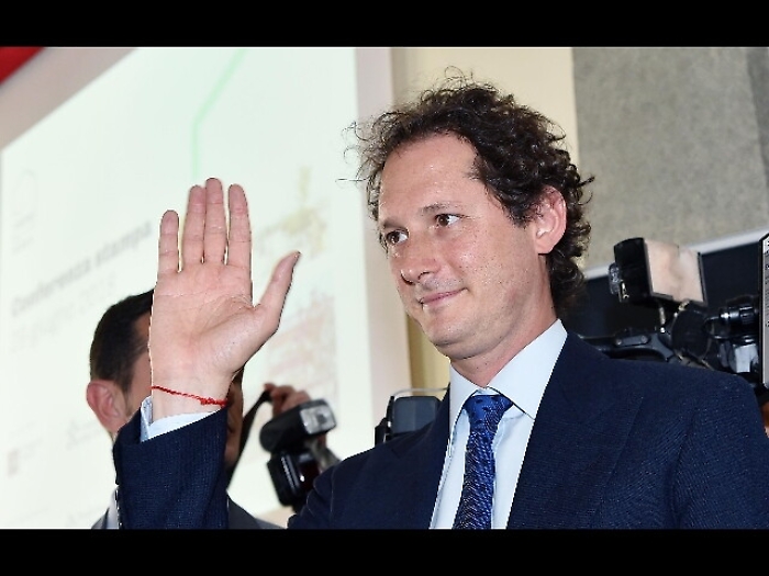 Da Fca e Waymo primo servizio robot-taxi