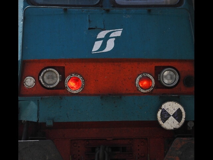 Principio incendio treno in galleria