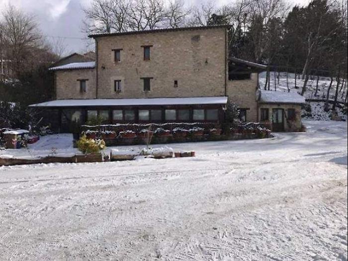 Sisma, crolla turismo straniero Marche