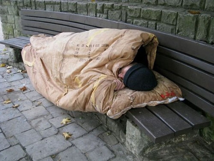  Clochard Palermo, attivato numero telefonico per emergenza freddo 