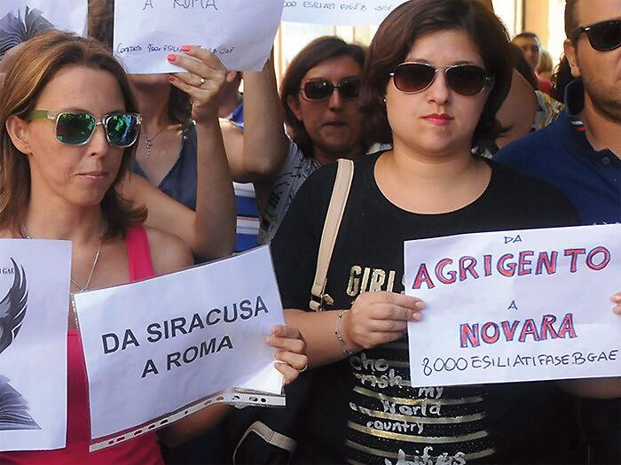 Scuola, in Sicilia 10mila insegnanti interessanti ai "rientri"