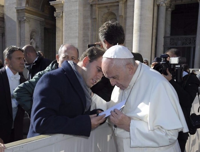 Io, di San Cataldo, per la sesta volta accanto al Santo Padre: che gioia!
