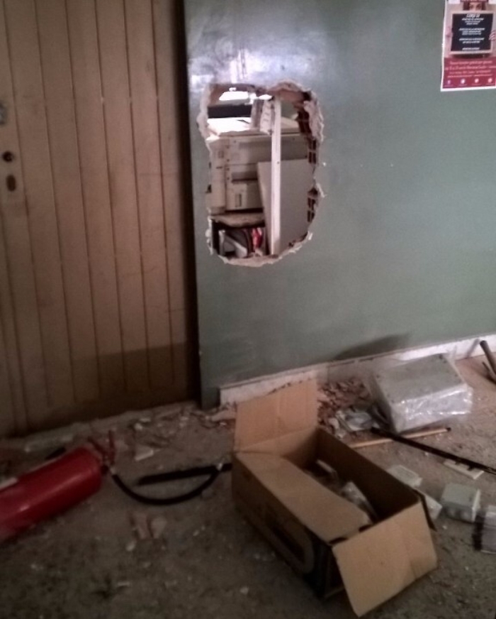 Catania, furto di computer con foro alla parete alla "Livio Tempesta"