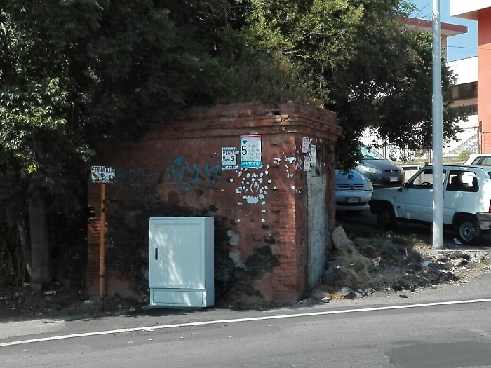 Viale Benedetto Croce e un quartiere di Catania privo di servizi (e di autobus puntuali)