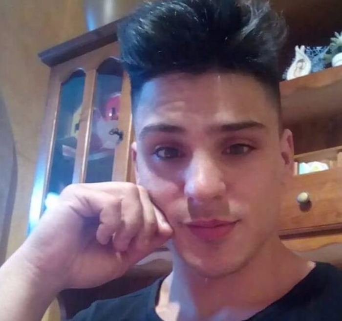 Partinico, auto sbanda e travolge due giovani: un morto e un ferito