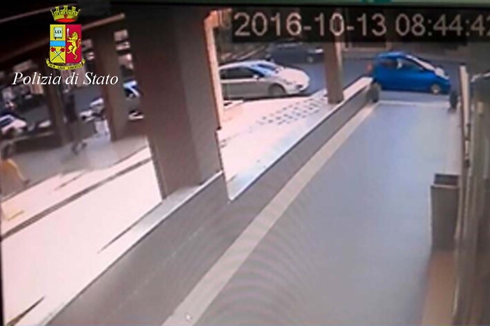 Tentano di rapinare e picchiano un'anziana nell'Ennese, arrestato gruppo di catanesi