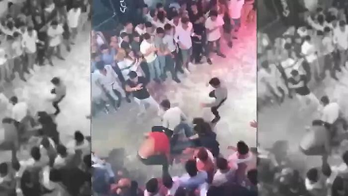 Gli appetiti dei clan e gli sguardi di troppo: il sangue entra in pista