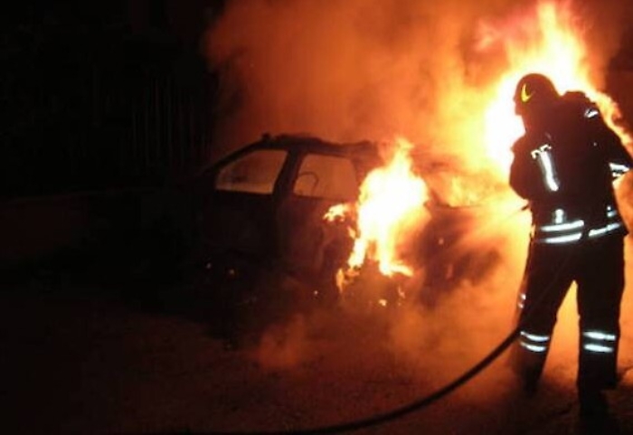 Rosolini, data alle fiamme l'auto dell'ex assessore ai Lavori Pubblici