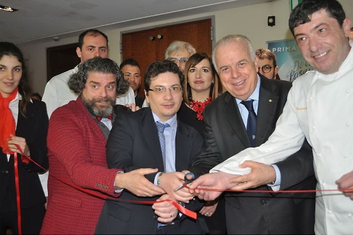 Le colombe pasquali di Fiasconaro alle principesse del Giappone