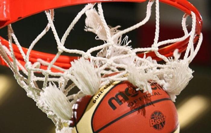 Basket, minacce a giudici di gara: Daspo per 5 tifosi messinesi
