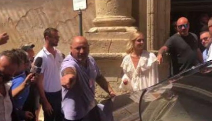 Nozze Ferragnez,il sindaco di Notoin preallarme: forse sar&agrave; lui a celebrarle