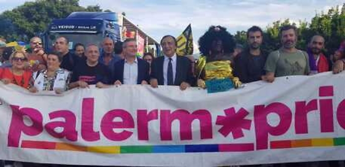 Palermo, in migliaia in piazza per il gay pride