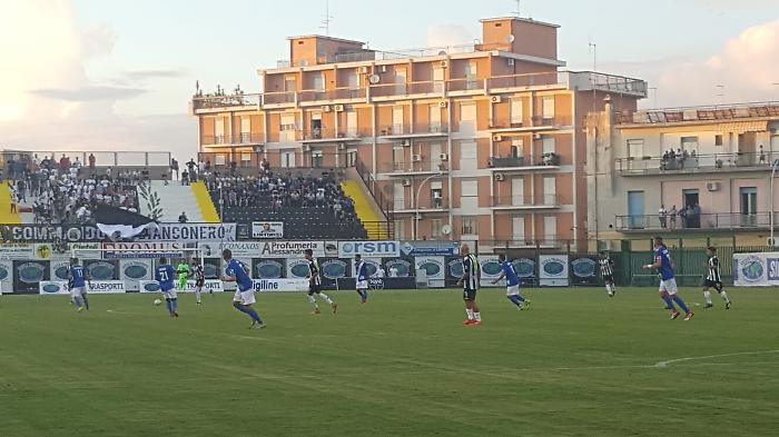 Serie C, La Leonzio incanta, Matera sta a guardare