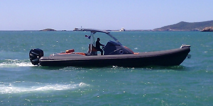 Da Palermo a New York in gommone: 75 giorni di navigazione per dire no alle plastiche