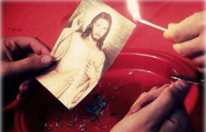 Cosa Nostra aveva ricostruito la Cupola: 46 arresti c'&egrave; anche il nuovo padrino della mafia