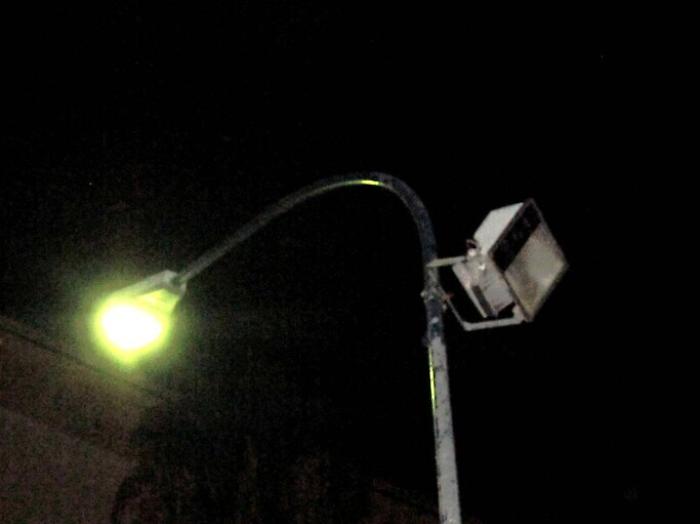 Palermo, ancora danni ai sistemi di illuminazione: raid dei ladri di rame in via Scorzadenaro, rubati 500 metri di cavi elettrici