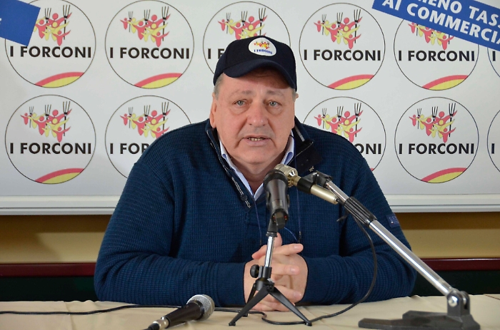 Gilet gialli, lo sprint dei Forconi: &laquo;Sabato li incontreremo a Roma&raquo; 